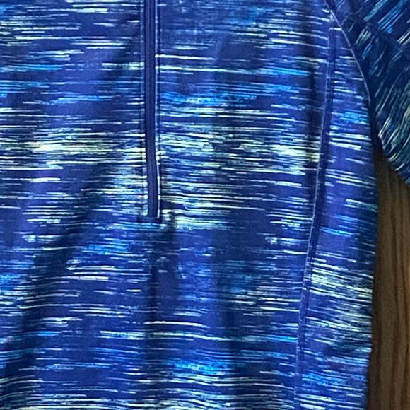 Under Armour Jacket Women Small ColdGear Cozy Cyber Blue Sporty Fitness Running - Picture 12 of 13